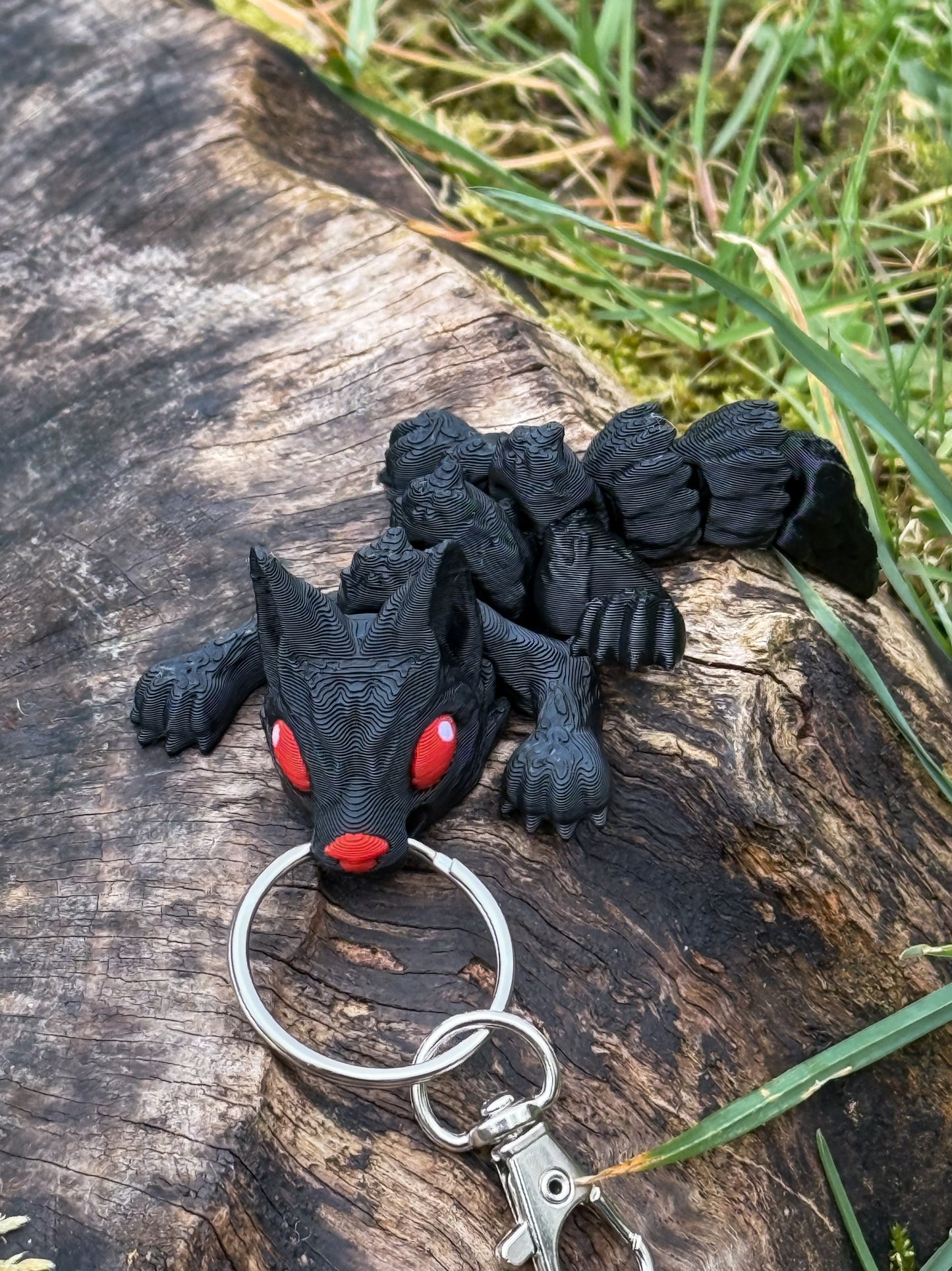 Wolf Pup Keychain - 3D Printed Articulated Animal Charm | Cute & Durable Companion for Keys or Bags